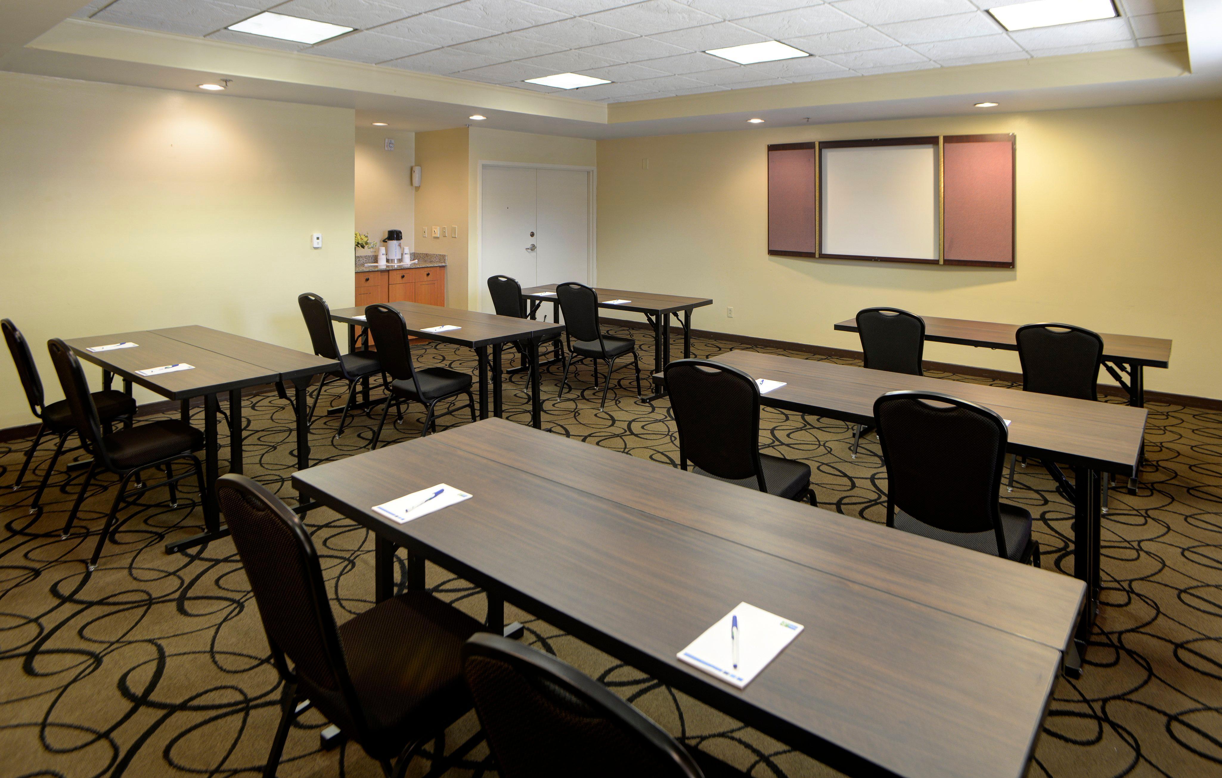Holiday Inn Express Indianapolis South By Ihg Exterior foto